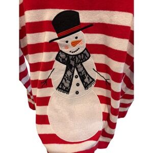 Nouveaux Womens Red White Striped Snowman Applique Sweater Size M